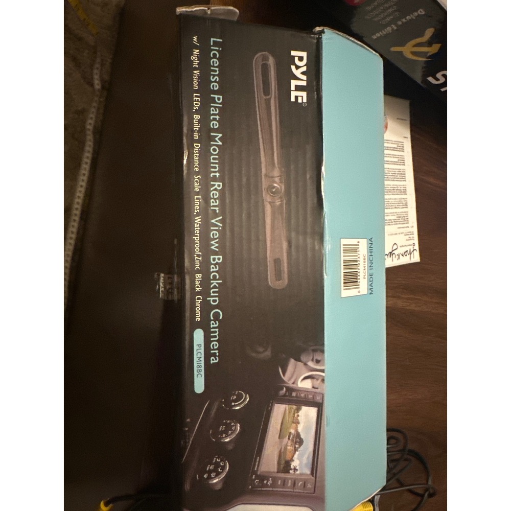Pyle PLCM18BC License Plate Mount Rear View Backup Camera Night Vision Waterprof